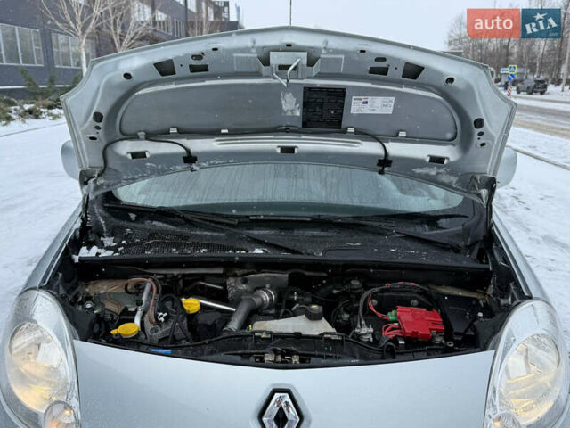 Серый Рено Кенгу, объемом двигателя 1.5 л и пробегом 258 тыс. км за 8400 $, фото 36 на Automoto.ua