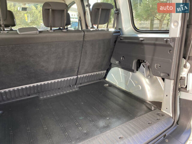 Рено Кєнгу 2011 у Івано-Франківську на Automoto.ua Сірий Рено Кєнгу, об'ємом двигуна 1.46 л та пробігом 250 тис. км за 7999 $, фото 53 на Automoto.ua