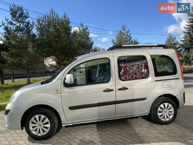 Рено Кєнгу 2011 у Івано-Франківську на Automoto.ua Сірий Рено Кєнгу, об'ємом двигуна 1.46 л та пробігом 250 тис. км за 7999 $, фото 4 на Automoto.ua