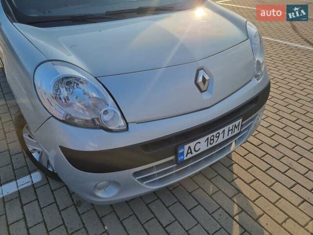 Рено Кенгу 2011 в Луцке на Automoto.ua Серый Рено Кенгу, объемом двигателя 1.46 л и пробегом 190 тыс. км за 7500 $, фото 8 на Automoto.ua