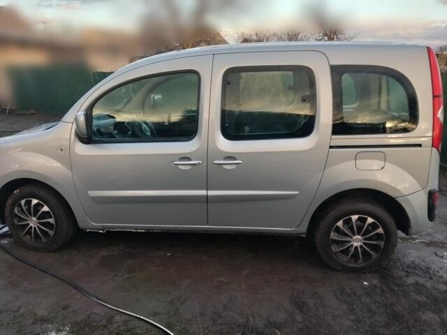 Серый Рено Кенгу, объемом двигателя 1.5 л и пробегом 295 тыс. км за 6700 $, фото 2 на Automoto.ua