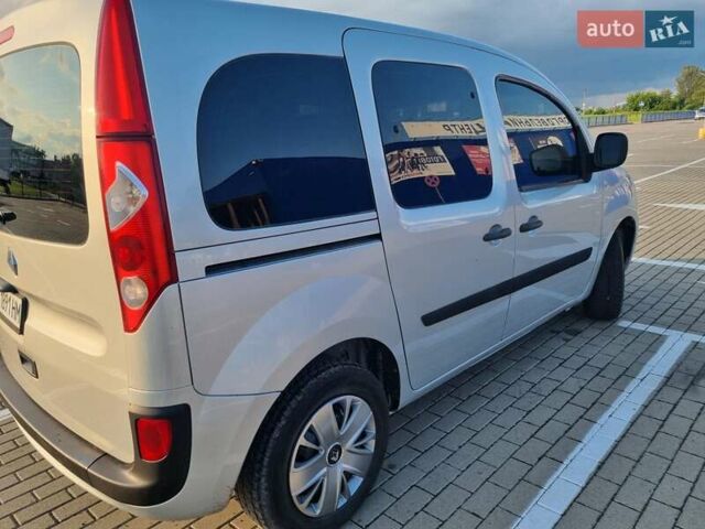 Рено Кенгу 2011 в Луцке на Automoto.ua Серый Рено Кенгу, объемом двигателя 1.46 л и пробегом 190 тыс. км за 7500 $, фото 5 на Automoto.ua