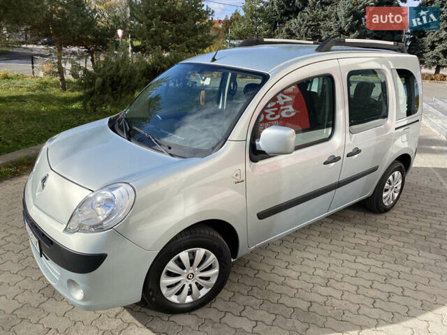 Рено Кєнгу 2011 у Івано-Франківську на Automoto.ua Сірий Рено Кєнгу, об'ємом двигуна 1.46 л та пробігом 250 тис. км за 7999 $, фото 8 на Automoto.ua