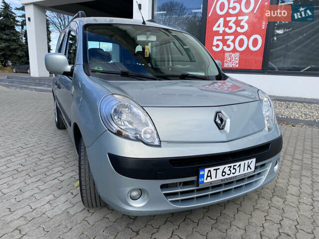 Рено Кєнгу 2011 у Івано-Франківську на Automoto.ua Сірий Рено Кєнгу, об'ємом двигуна 1.46 л та пробігом 250 тис. км за 7999 $, фото 23 на Automoto.ua