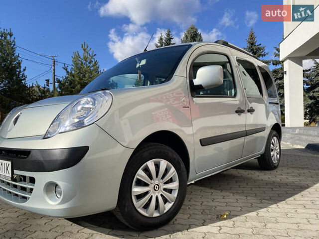 Рено Кєнгу 2011 у Івано-Франківську на Automoto.ua Сірий Рено Кєнгу, об'ємом двигуна 1.46 л та пробігом 250 тис. км за 7999 $, фото 3 на Automoto.ua