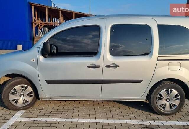 Рено Кенгу 2011 в Луцке на Automoto.ua Серый Рено Кенгу, объемом двигателя 1.46 л и пробегом 190 тыс. км за 7500 $, фото 1 на Automoto.ua