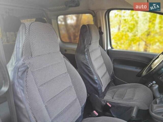 Сірий Рено Кєнгу, об'ємом двигуна 1.5 л та пробігом 191 тис. км за 8200 $, фото 8 на Automoto.ua