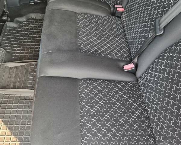 Рено Кенгу 2011 в Луцке на Automoto.ua Серый Рено Кенгу, объемом двигателя 1.46 л и пробегом 190 тыс. км за 7500 $, фото 40 на Automoto.ua