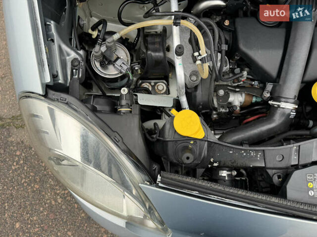 Сірий Рено Кєнгу, об'ємом двигуна 1.5 л та пробігом 227 тис. км за 9500 $, фото 73 на Automoto.ua