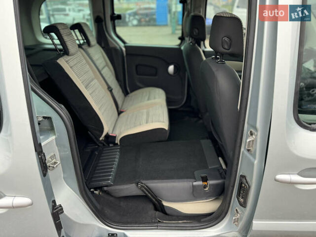 Сірий Рено Кєнгу, об'ємом двигуна 1.5 л та пробігом 227 тис. км за 9500 $, фото 26 на Automoto.ua