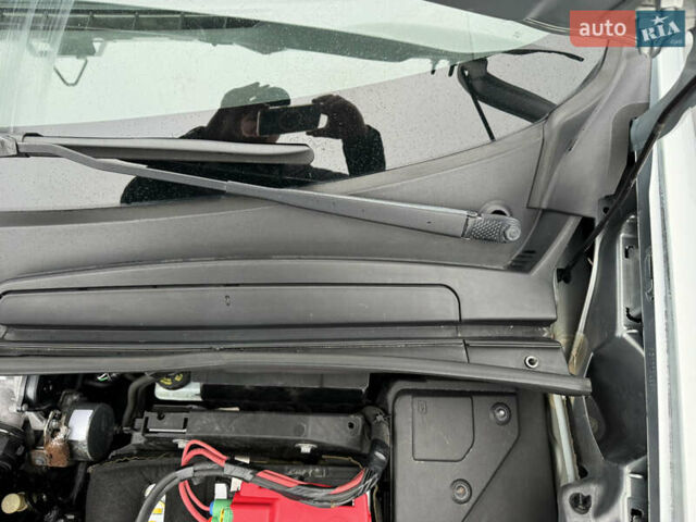 Сірий Рено Кєнгу, об'ємом двигуна 1.5 л та пробігом 227 тис. км за 9500 $, фото 70 на Automoto.ua