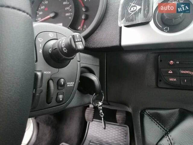 Сірий Рено Кєнгу, об'ємом двигуна 1.5 л та пробігом 219 тис. км за 8750 $, фото 25 на Automoto.ua