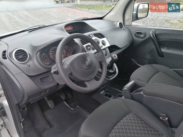 Сірий Рено Кєнгу, об'ємом двигуна 1.5 л та пробігом 219 тис. км за 8750 $, фото 19 на Automoto.ua
