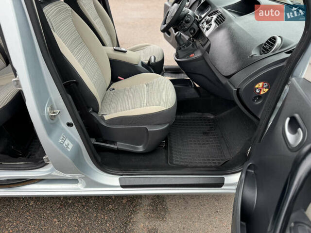 Сірий Рено Кєнгу, об'ємом двигуна 1.5 л та пробігом 227 тис. км за 9500 $, фото 76 на Automoto.ua