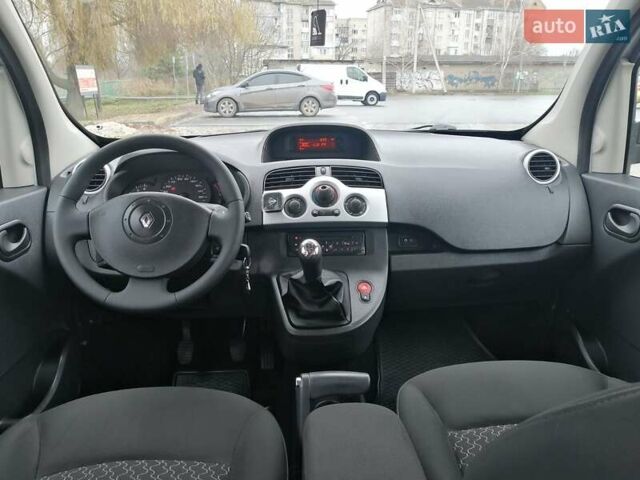 Сірий Рено Кєнгу, об'ємом двигуна 1.5 л та пробігом 219 тис. км за 8750 $, фото 39 на Automoto.ua