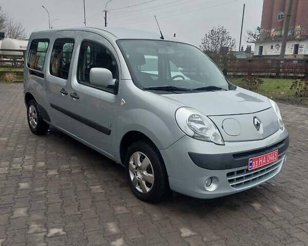 Серый Рено Кенгу, объемом двигателя 0 л и пробегом 27 тыс. км за 5900 $, фото 3 на Automoto.ua