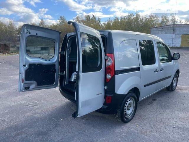 Сірий Рено Кєнгу, об'ємом двигуна 1.46 л та пробігом 375 тис. км за 5100 $, фото 15 на Automoto.ua