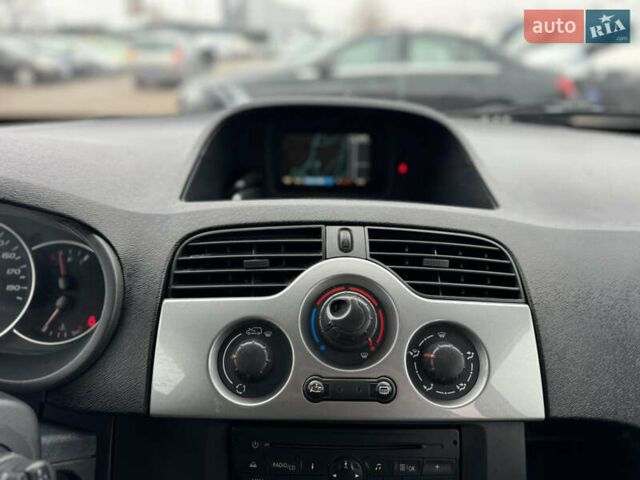 Сірий Рено Кєнгу, об'ємом двигуна 1.5 л та пробігом 227 тис. км за 9500 $, фото 38 на Automoto.ua