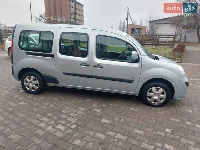 Серый Рено Кенгу, объемом двигателя 0 л и пробегом 27 тыс. км за 5900 $, фото 5 на Automoto.ua