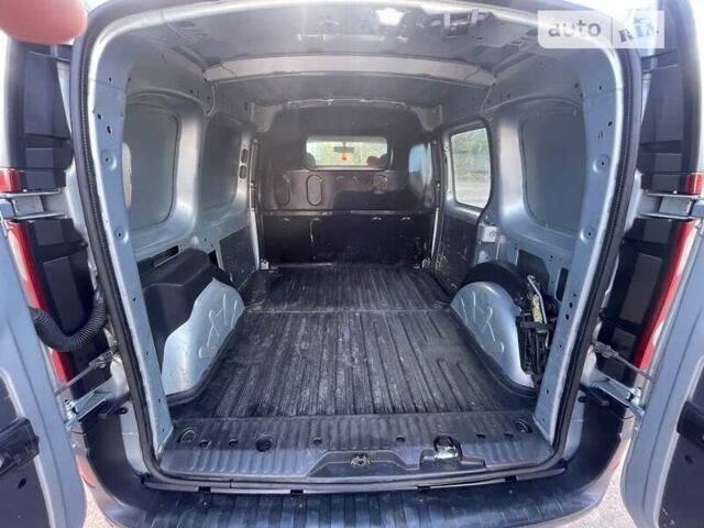 Сірий Рено Кєнгу, об'ємом двигуна 1.46 л та пробігом 375 тис. км за 5100 $, фото 14 на Automoto.ua