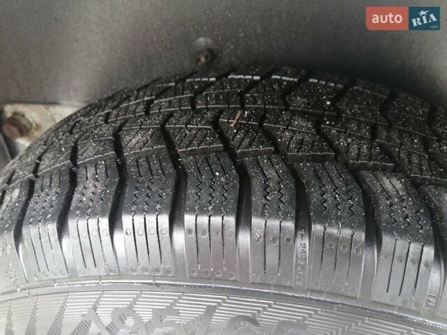 Сірий Рено Кєнгу, об'ємом двигуна 1.5 л та пробігом 219 тис. км за 8750 $, фото 76 на Automoto.ua