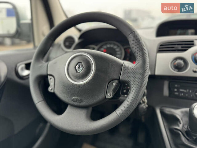 Сірий Рено Кєнгу, об'ємом двигуна 1.5 л та пробігом 227 тис. км за 9500 $, фото 36 на Automoto.ua