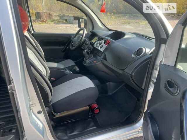 Сірий Рено Кєнгу, об'ємом двигуна 1.46 л та пробігом 375 тис. км за 5100 $, фото 4 на Automoto.ua