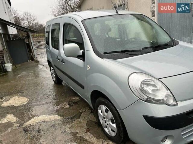 Серый Рено Кенгу, объемом двигателя 1.5 л и пробегом 288 тыс. км за 8200 $, фото 3 на Automoto.ua