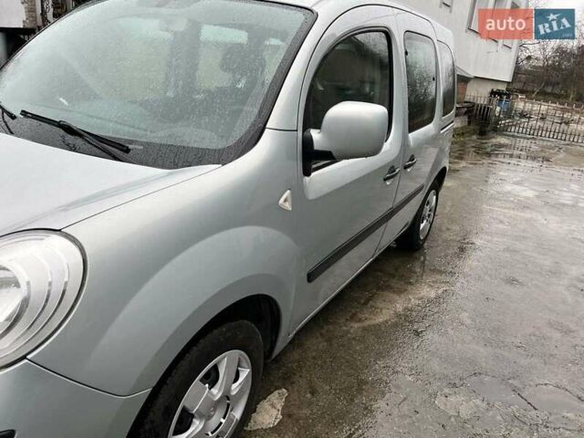 Серый Рено Кенгу, объемом двигателя 1.5 л и пробегом 288 тыс. км за 8200 $, фото 2 на Automoto.ua