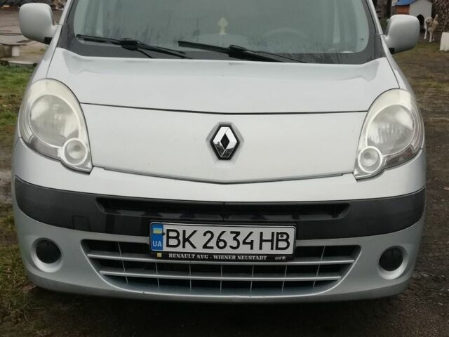 Серый Рено Кенгу, объемом двигателя 0 л и пробегом 330 тыс. км за 7900 $, фото 7 на Automoto.ua