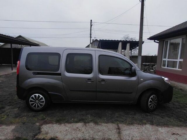 Сірий Рено Кєнгу, об'ємом двигуна 1.5 л та пробігом 240 тис. км за 10300 $, фото 5 на Automoto.ua