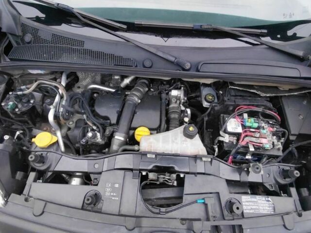 Сірий Рено Кєнгу, об'ємом двигуна 1.5 л та пробігом 240 тис. км за 10300 $, фото 8 на Automoto.ua