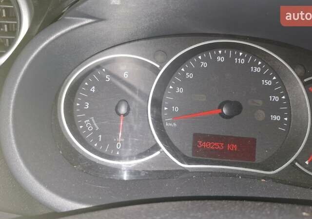 Рено Кенгу 2013 в Львове на Automoto.ua Серый Рено Кенгу, объемом двигателя 1.46 л и пробегом 341 тыс. км за 7200 $, фото 14 на Automoto.ua