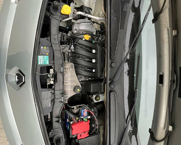 Серый Рено Кенгу, объемом двигателя 1.6 л и пробегом 245 тыс. км за 8200 $, фото 20 на Automoto.ua