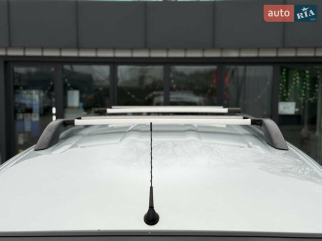 Сірий Рено Кєнгу, об'ємом двигуна 1.6 л та пробігом 172 тис. км за 7700 $, фото 127 на Automoto.ua