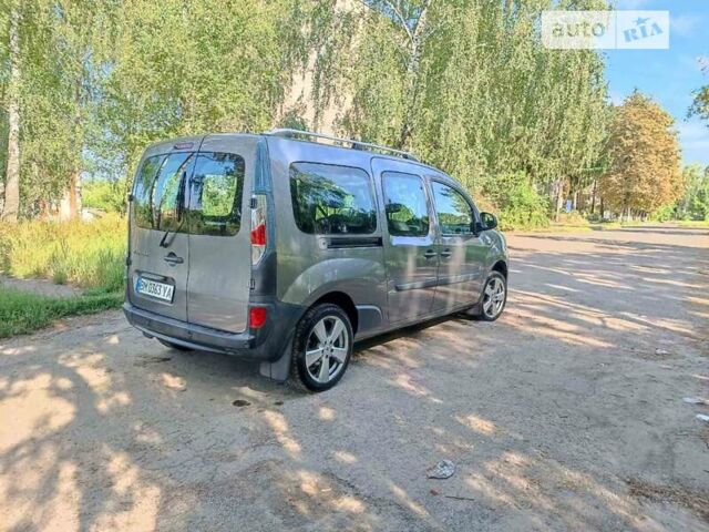 Серый Рено Кенгу, объемом двигателя 0 л и пробегом 105 тыс. км за 8900 $, фото 5 на Automoto.ua