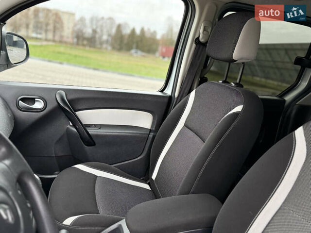Сірий Рено Кєнгу, об'ємом двигуна 1.6 л та пробігом 172 тис. км за 7700 $, фото 53 на Automoto.ua