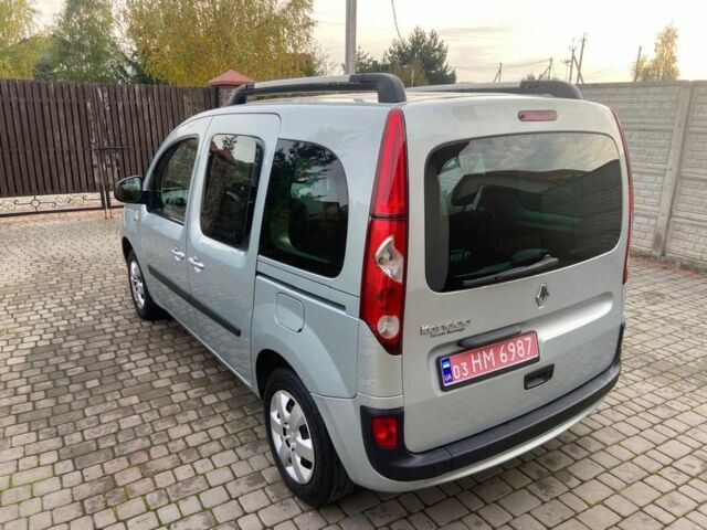 Серый Рено Кенгу, объемом двигателя 0 л и пробегом 268 тыс. км за 7950 $, фото 3 на Automoto.ua