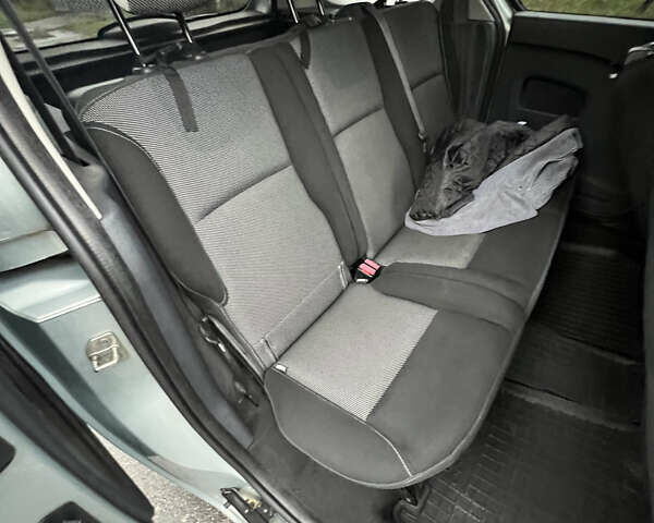 Серый Рено Кенгу, объемом двигателя 1.46 л и пробегом 160 тыс. км за 7500 $, фото 7 на Automoto.ua