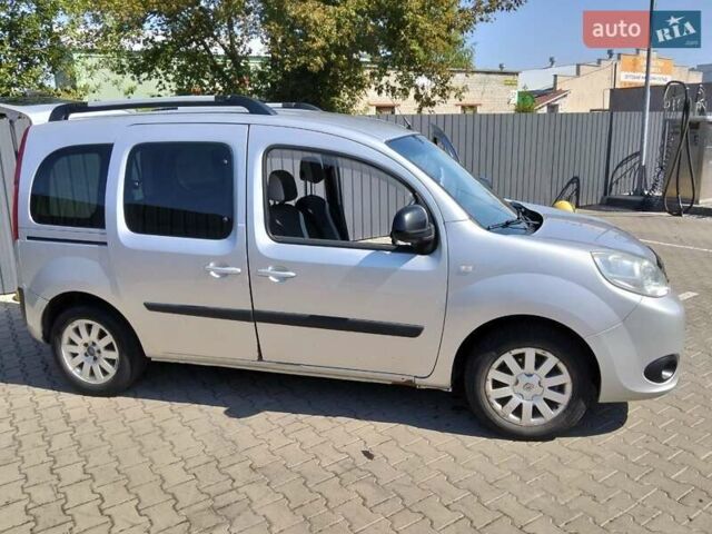 Рено Кенгу 2013 в Львове на Automoto.ua Серый Рено Кенгу, объемом двигателя 1.46 л и пробегом 341 тыс. км за 7200 $, фото 9 на Automoto.ua