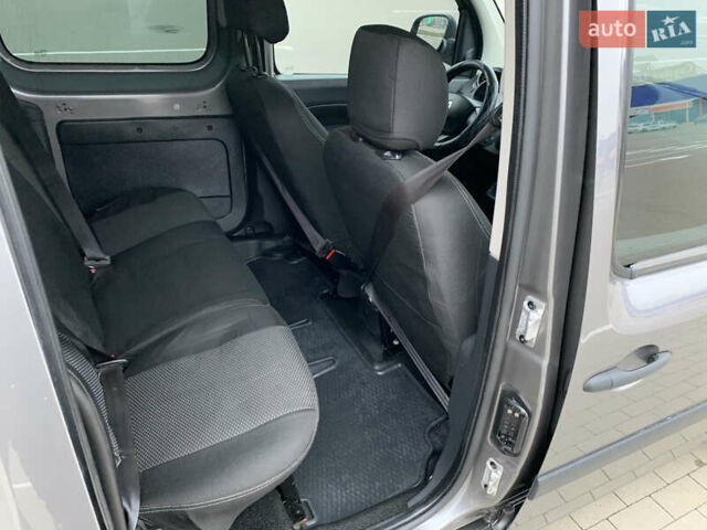 Серый Рено Кенгу, объемом двигателя 1.5 л и пробегом 308 тыс. км за 7999 $, фото 14 на Automoto.ua