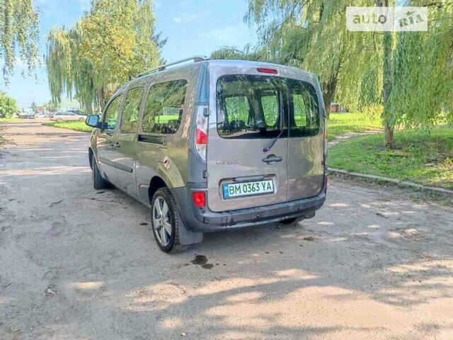 Серый Рено Кенгу, объемом двигателя 0 л и пробегом 105 тыс. км за 8900 $, фото 4 на Automoto.ua
