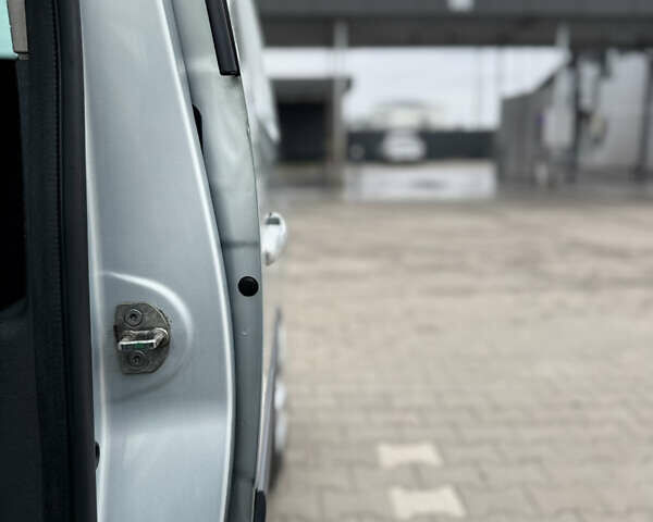 Сірий Рено Кєнгу, об'ємом двигуна 1.6 л та пробігом 172 тис. км за 7700 $, фото 73 на Automoto.ua