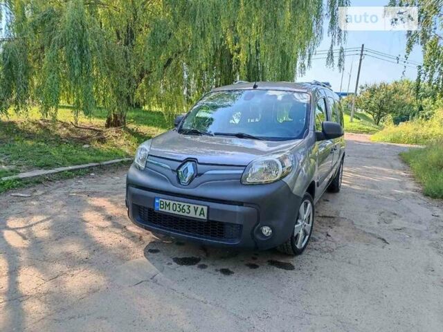 Серый Рено Кенгу, объемом двигателя 0 л и пробегом 105 тыс. км за 8900 $, фото 11 на Automoto.ua