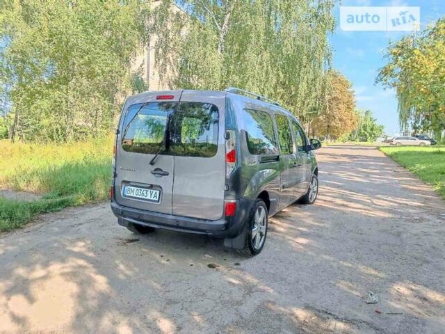 Серый Рено Кенгу, объемом двигателя 0 л и пробегом 105 тыс. км за 8900 $, фото 3 на Automoto.ua
