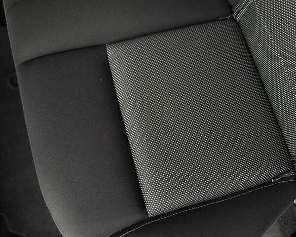 Сірий Рено Кєнгу, об'ємом двигуна 1.6 л та пробігом 172 тис. км за 7700 $, фото 81 на Automoto.ua