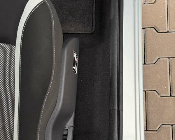 Сірий Рено Кєнгу, об'ємом двигуна 1.6 л та пробігом 172 тис. км за 7700 $, фото 114 на Automoto.ua