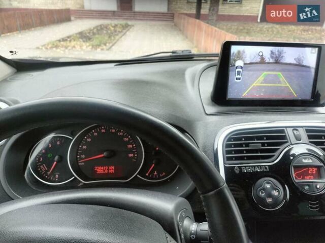 Серый Рено Кенгу, объемом двигателя 1.5 л и пробегом 222 тыс. км за 10500 $, фото 10 на Automoto.ua