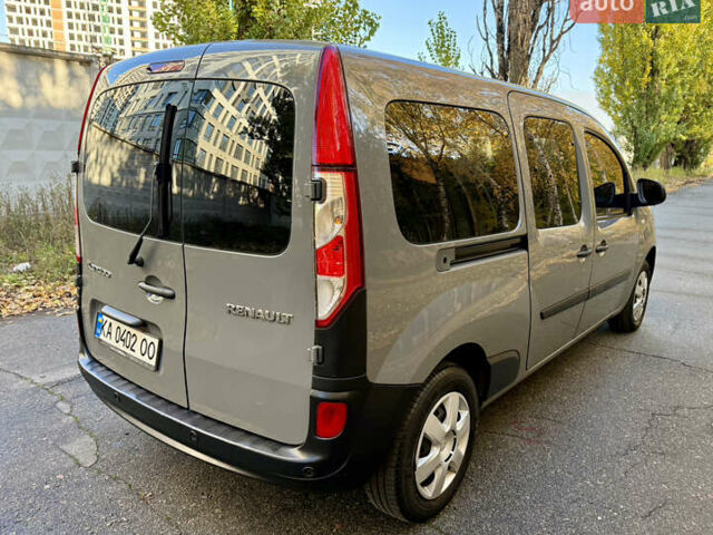 Рено Кєнгу 2014 у Києві на Automoto.ua Сірий Рено Кєнгу, об'ємом двигуна 1.46 л та пробігом 260 тис. км за 12700 $, фото 3 на Automoto.ua