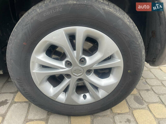 Серый Рено Кенгу, объемом двигателя 1.5 л и пробегом 225 тыс. км за 11700 $, фото 47 на Automoto.ua